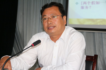 朱校长紧紧围绕安全第一、热情服务、及时处置、争先创优等四个方面作了深刻阐述