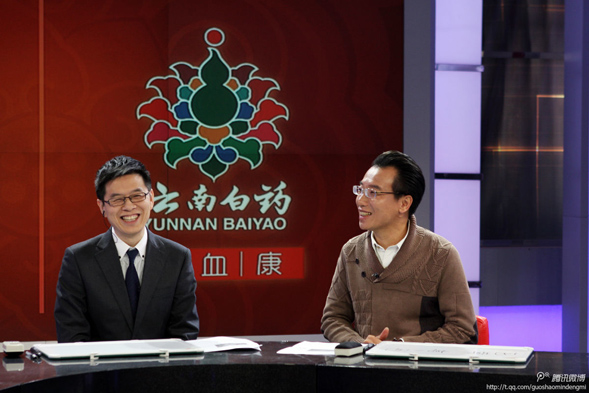 "谜界老鹰"郭少敏再飞云南说灯谜