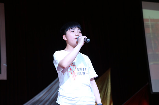 放声高歌