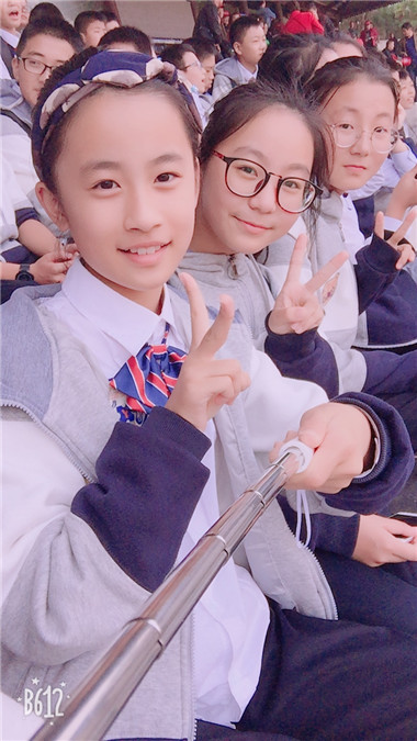 剪刀手