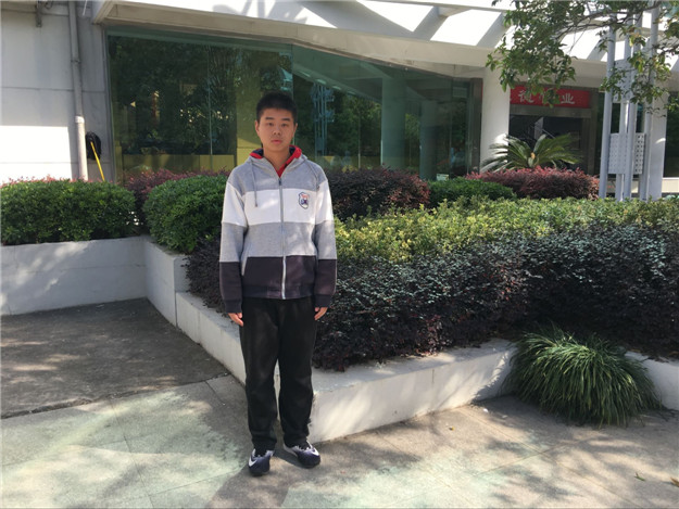 初三(11)班盛翔轩