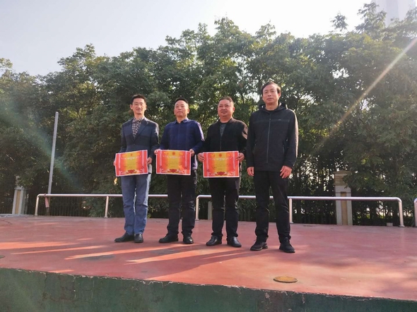 监利新教育:乘风明志,竞风笃学
