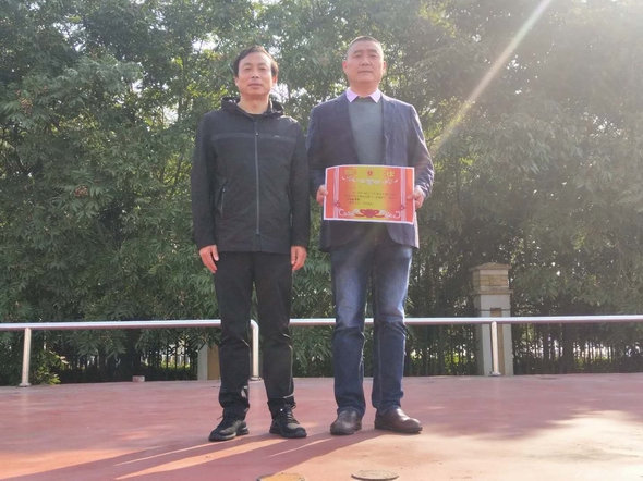 监利新教育:乘风明志,竞风笃学