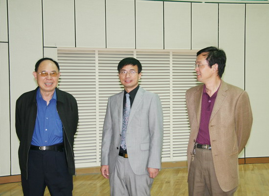 刘新生大使访问母校宝应中学