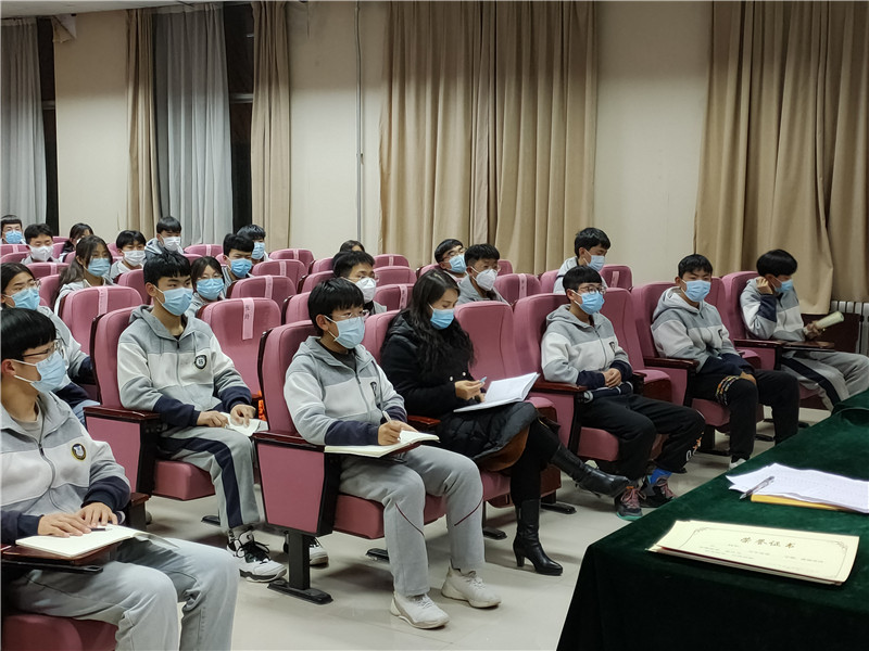 结束亦启程—— 枣庄十八中召开学生会学期总结暨表彰大会