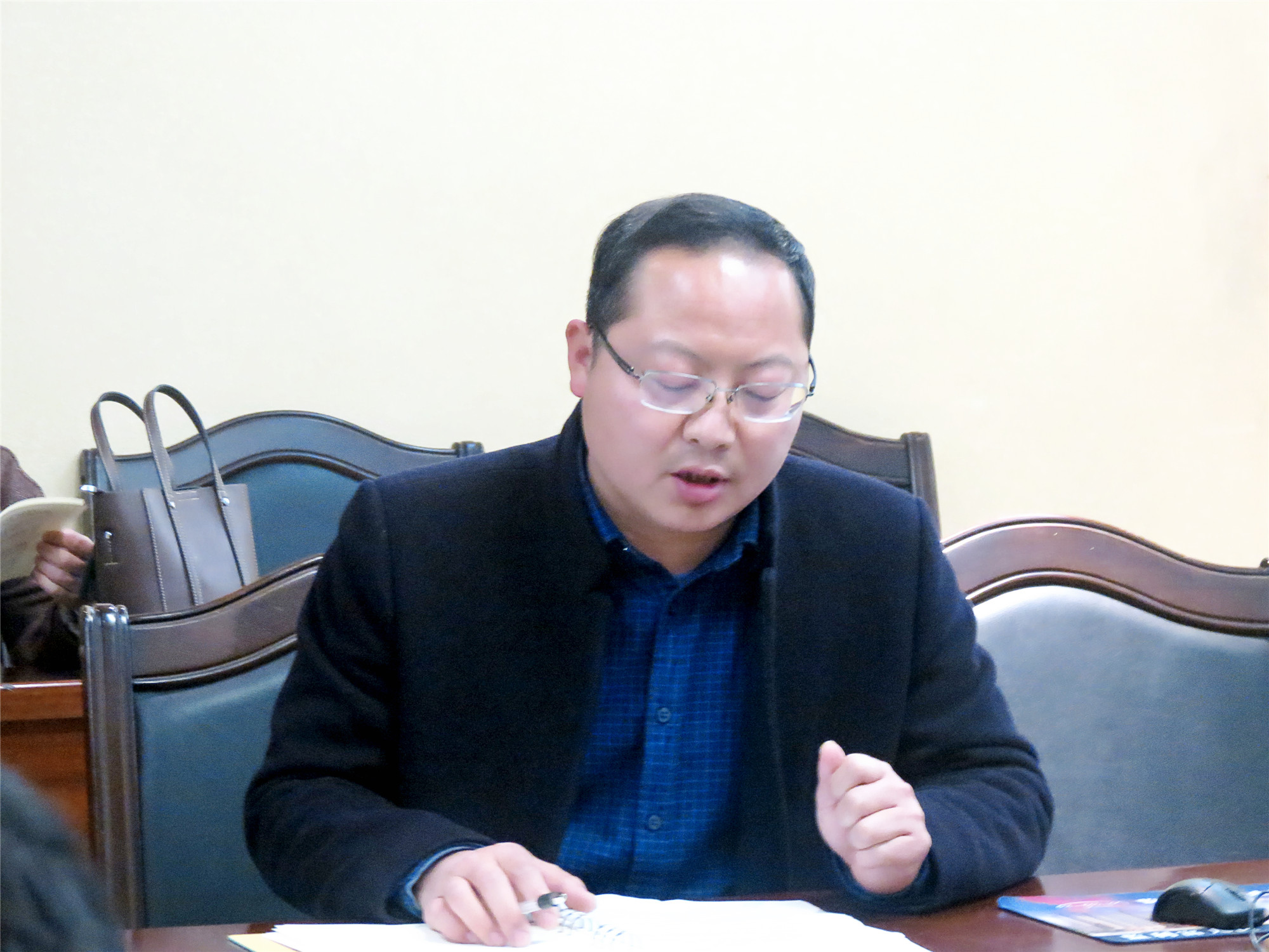 监利中学:构建课型范式 提升课堂实效