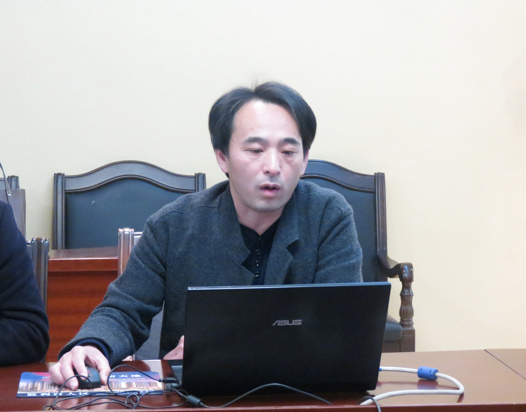 监利中学:构建课型范式 提升课堂实效