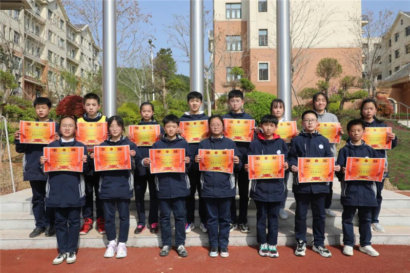 图片[15]-枣庄翔宇:“清风托纸鸢，羽翼载芳华”风筝节系列活动之放风筝比-爱山亭网