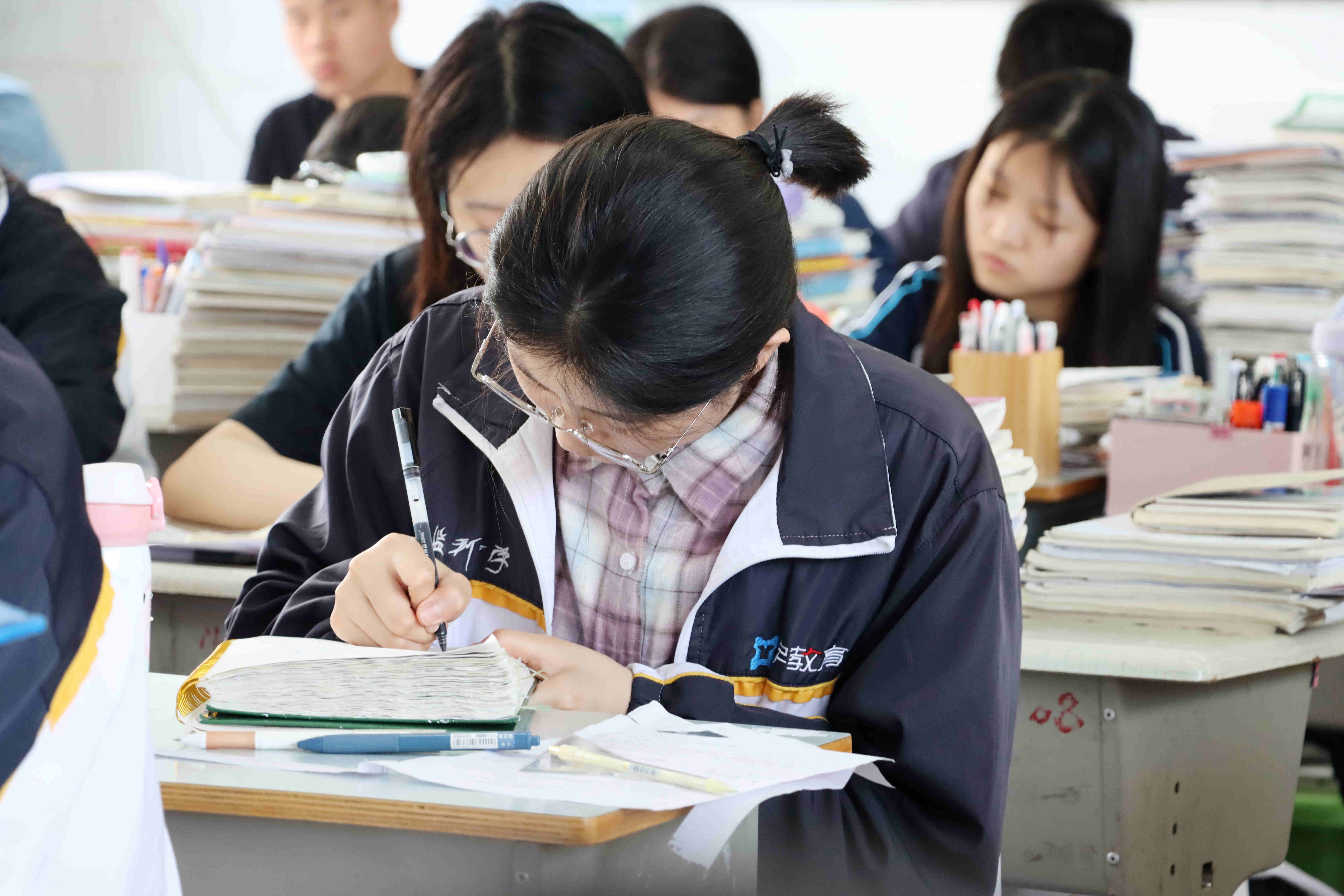 监利中学:高三的一天