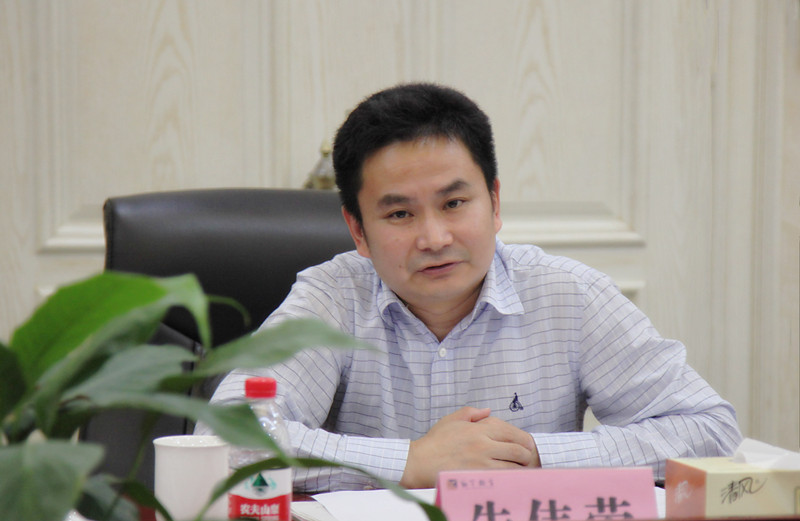 朱伟荣等苏州嘉宾等访问温州翔宇中学