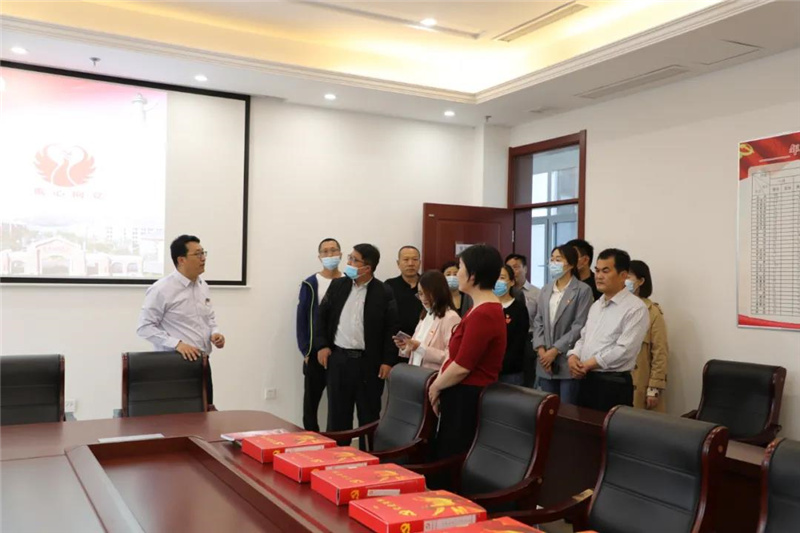 图片[4]-枣庄翔宇：山亭区“两新”组织党建工作座谈交流会 枣庄翔宇中学-爱山亭网