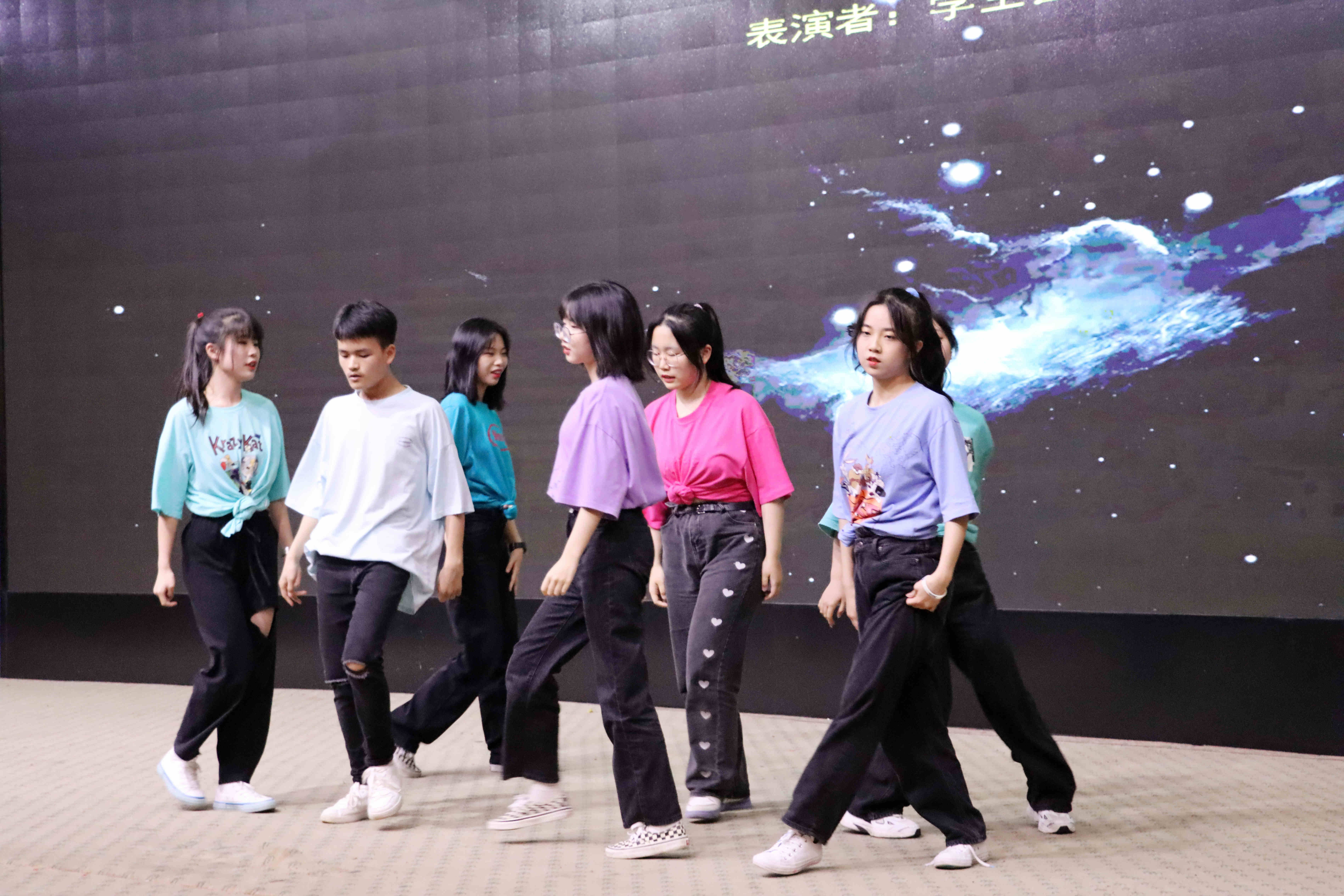 监利中学举行2021届毕业生成人礼暨毕业典礼