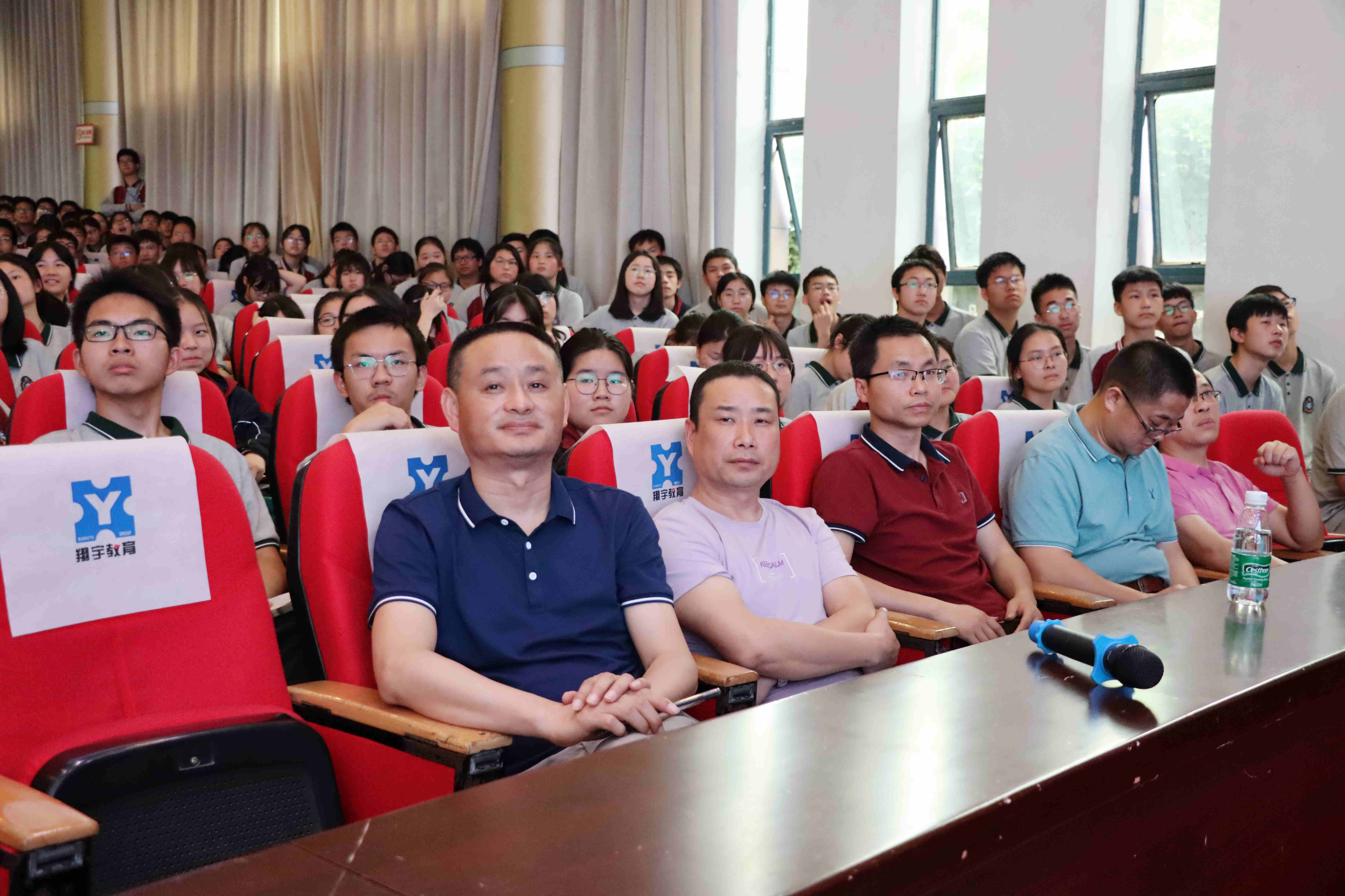 监利中学:检校同行,共护未来