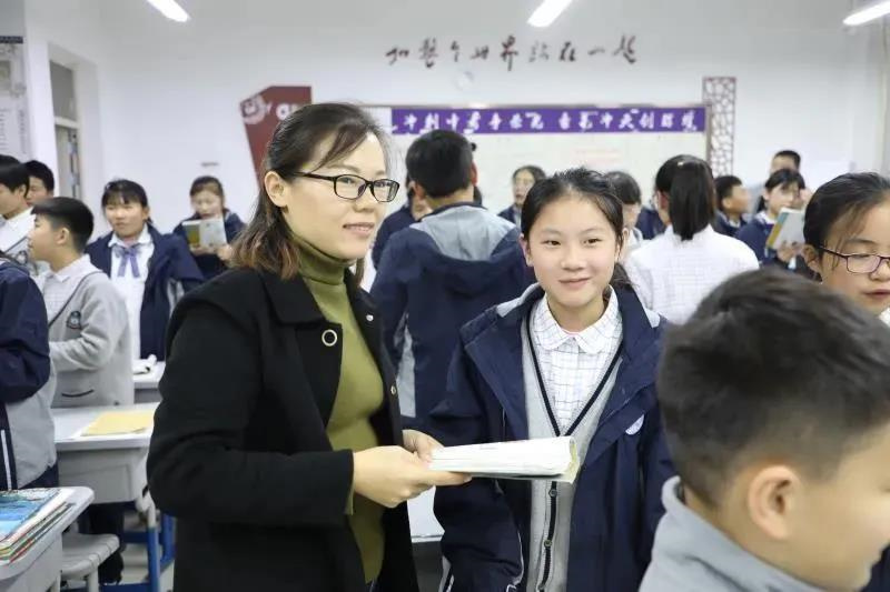 图片[2]-师者:以爱润心 以心启智-爱山亭网