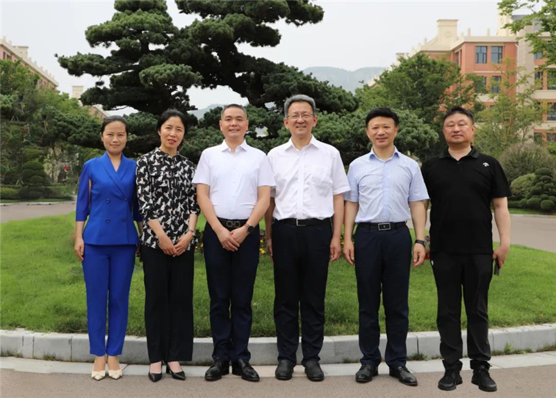 图片[3]-齐齐哈尔市政府考察团莅临枣庄翔宇中学参观交流-爱山亭网