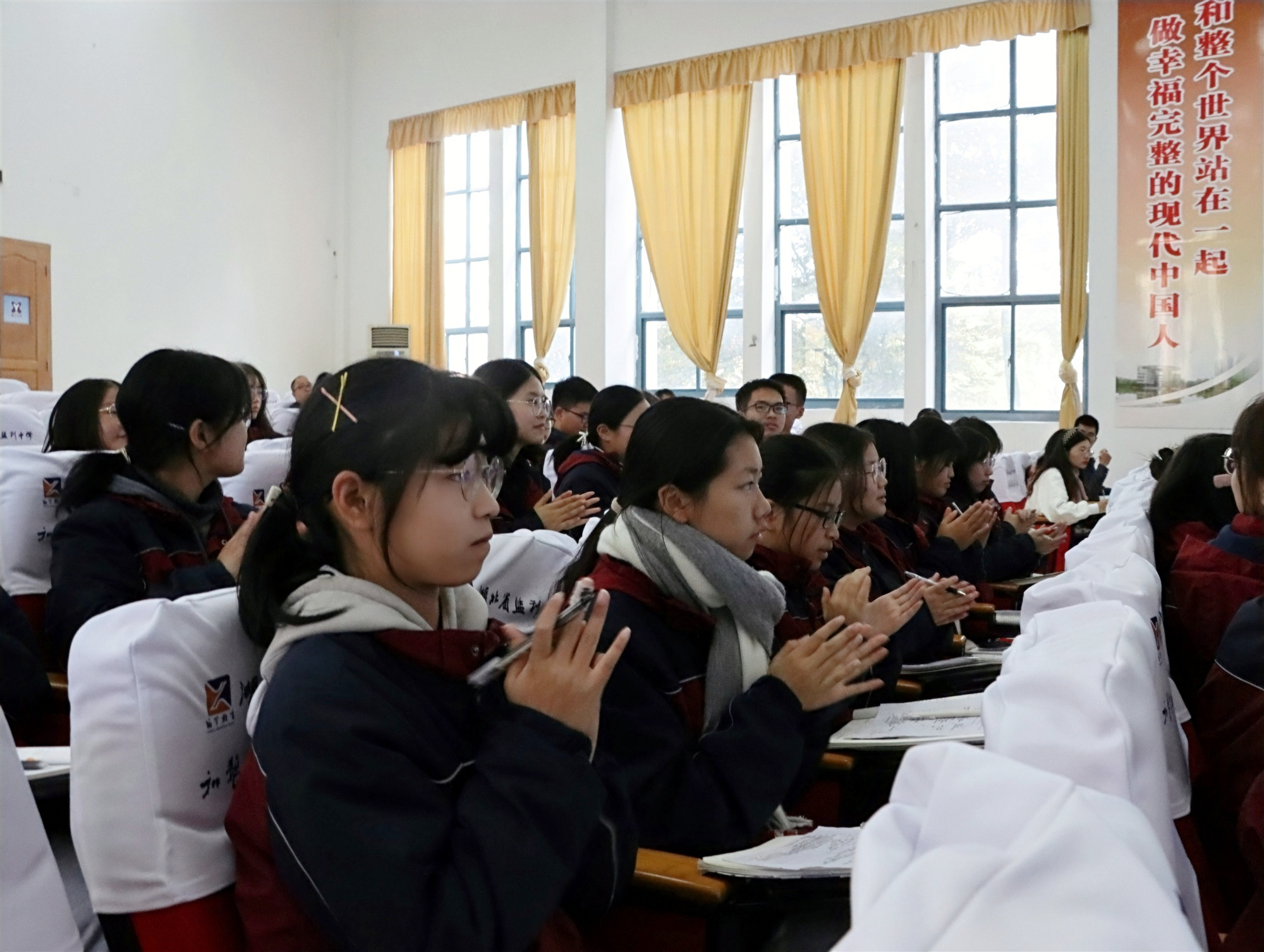 监利中学:视听盛宴,决赛来袭!