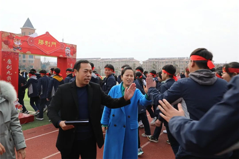 图片[2]-百舸争流，奋楫者先！千帆竞发，志坚者胜！-爱山亭网