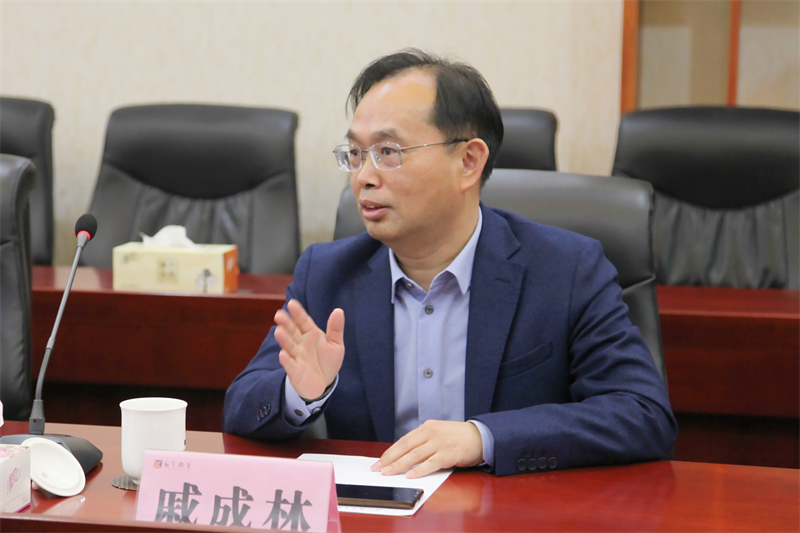 永嘉副县长吴良成莅临翔宇中学调研指导工作