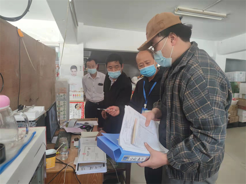 图片[1]-枣庄十八中校开展食品安全专项检查活动-爱山亭网