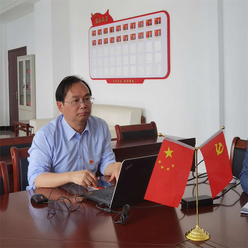 牢记教育方针 为党为国育才