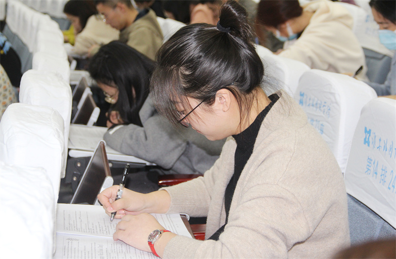 借考学之波,兴成长之澜