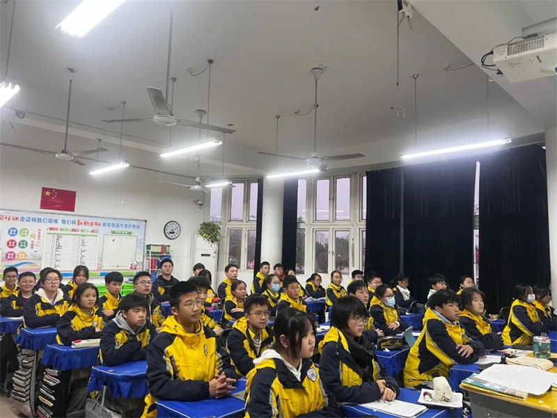 保持乐观心态,微笑面对生活