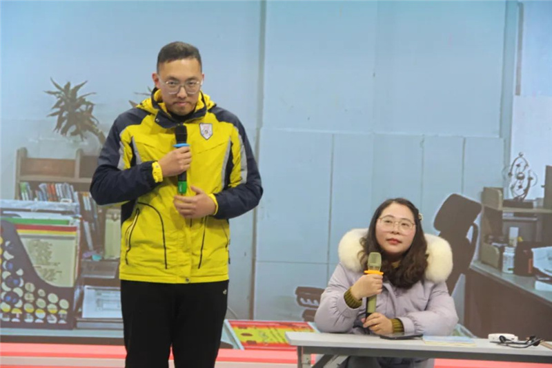 淮外举行学期休业式暨新春联欢会