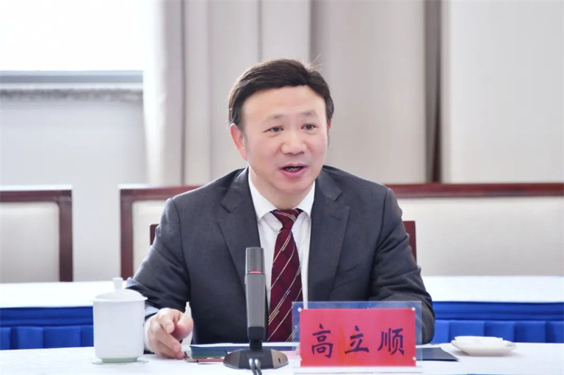 淮外与市中院举行共建协议签约仪式