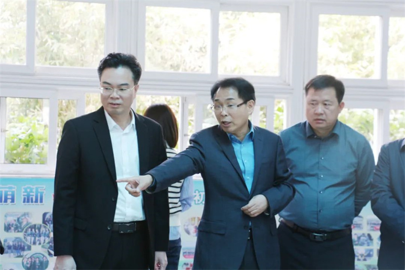 广西梧州市藤县党政考察团来淮外参观考察