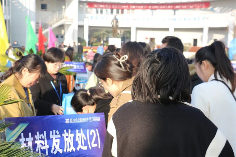 多彩校园彰活力,魅力德育显芳华