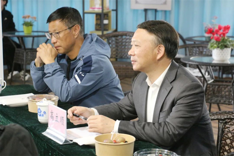 人大、北航、瑞中、淮中产学研校友联盟考察团访问淮外