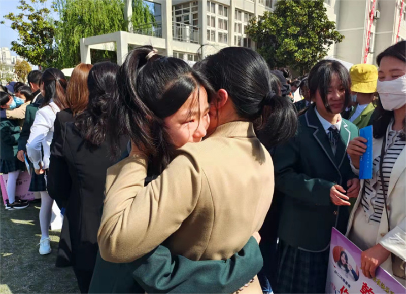 淮外初二年级举行青春仪式