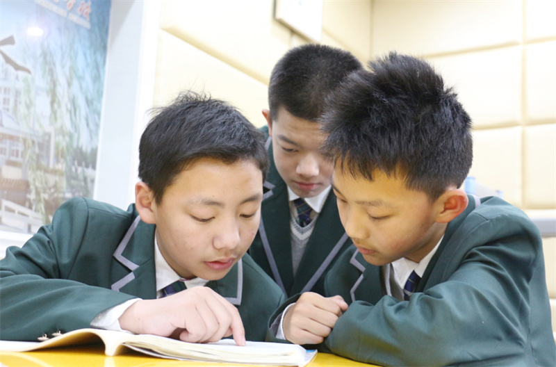 淮外举行“世界读书日”系列活动