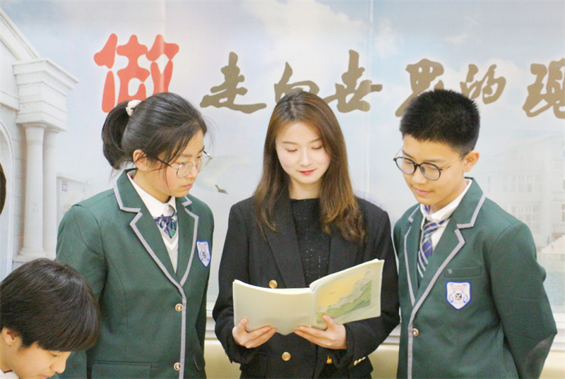 淮外举行“世界读书日”系列活动
