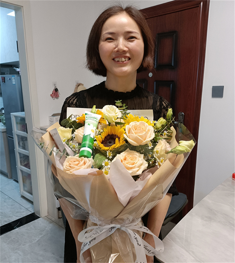 母亲节,淮外学子这样做!