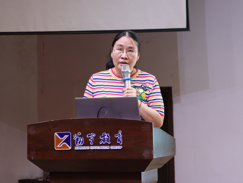 让优秀成为一种习惯——高二期中考试表彰大会