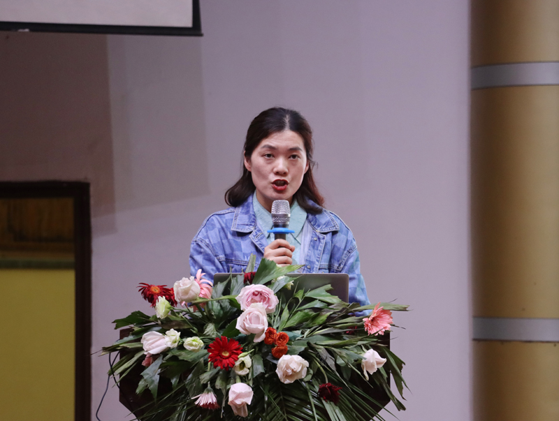 我的《高中自传》怎么写——高一期中考试表彰大会