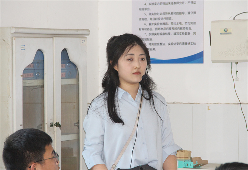 淮安区初中地理优质课评比活动在淮外成功举办
