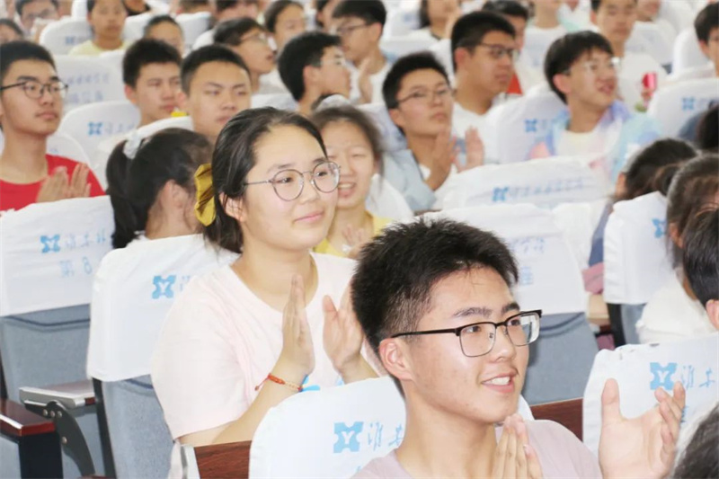 青春绽放,未来可期