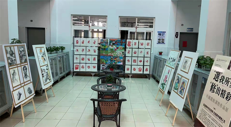 淮外举办社团选修课程学生作品展