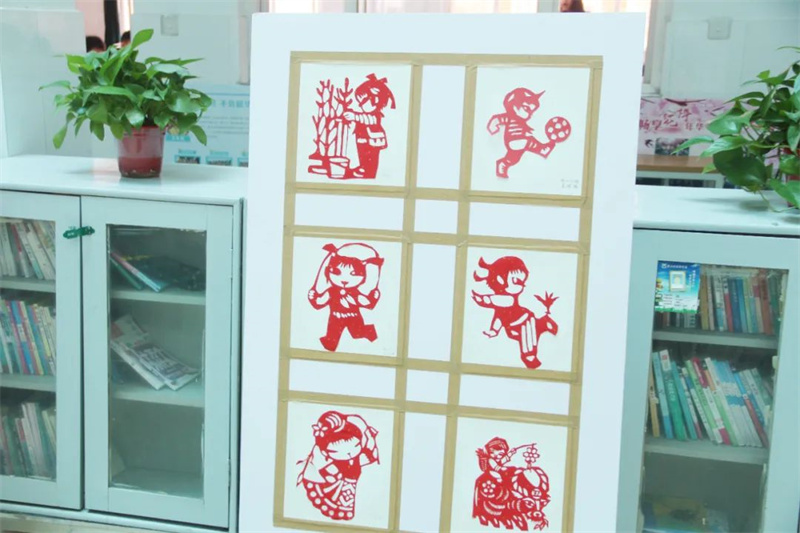 淮外举办社团选修课程学生作品展