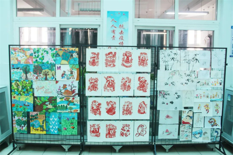 淮外举办社团选修课程学生作品展