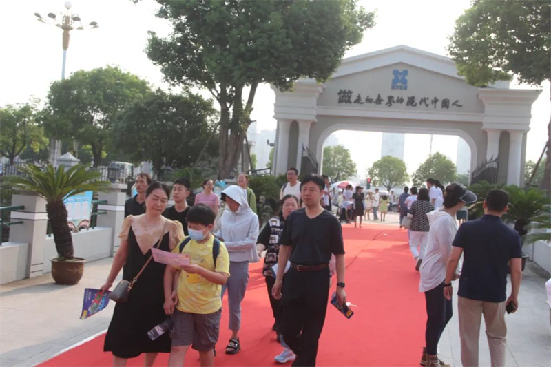 从此遇见未来,你是我的满“新”欢喜