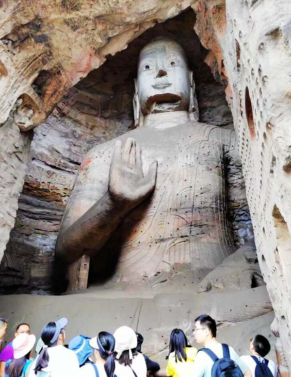 翔宇人,同时在路上的身体和灵魂