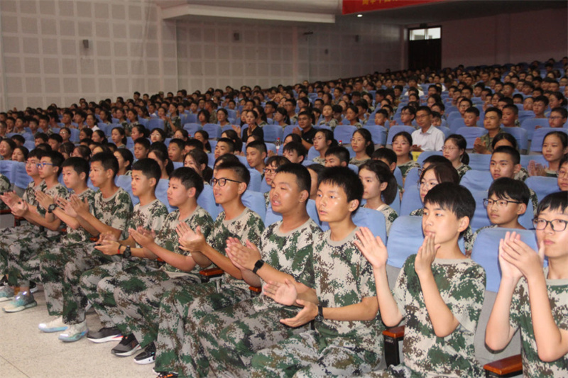 立少年之志,铸国防军魂
