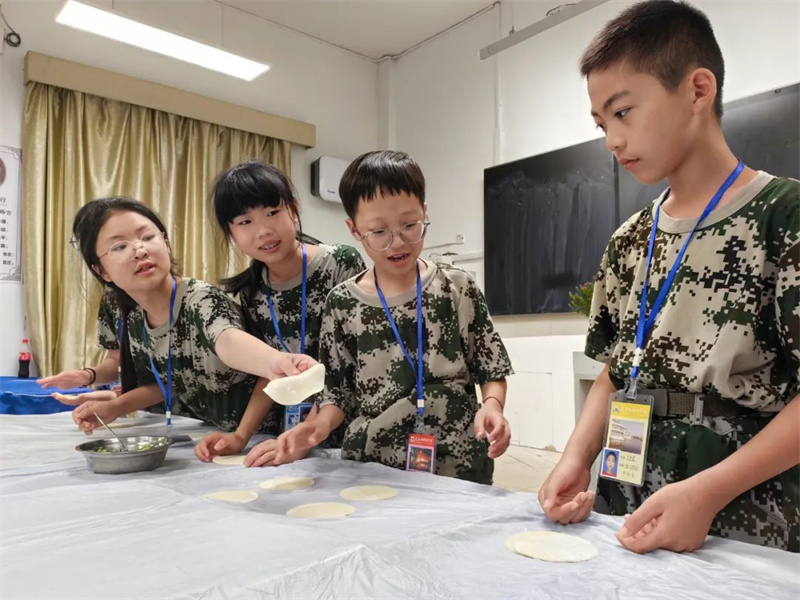 鲜衣怒马正少年,才艺大赛展风采