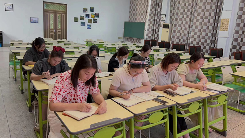 1695385932607085.jpg 151695384394_.pic 拷贝.jpg